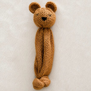 Artisan Knit Sleepy Bear: Caramel